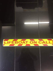Magnet LIFEBOAT ON CALL - 610mm chevron MG110